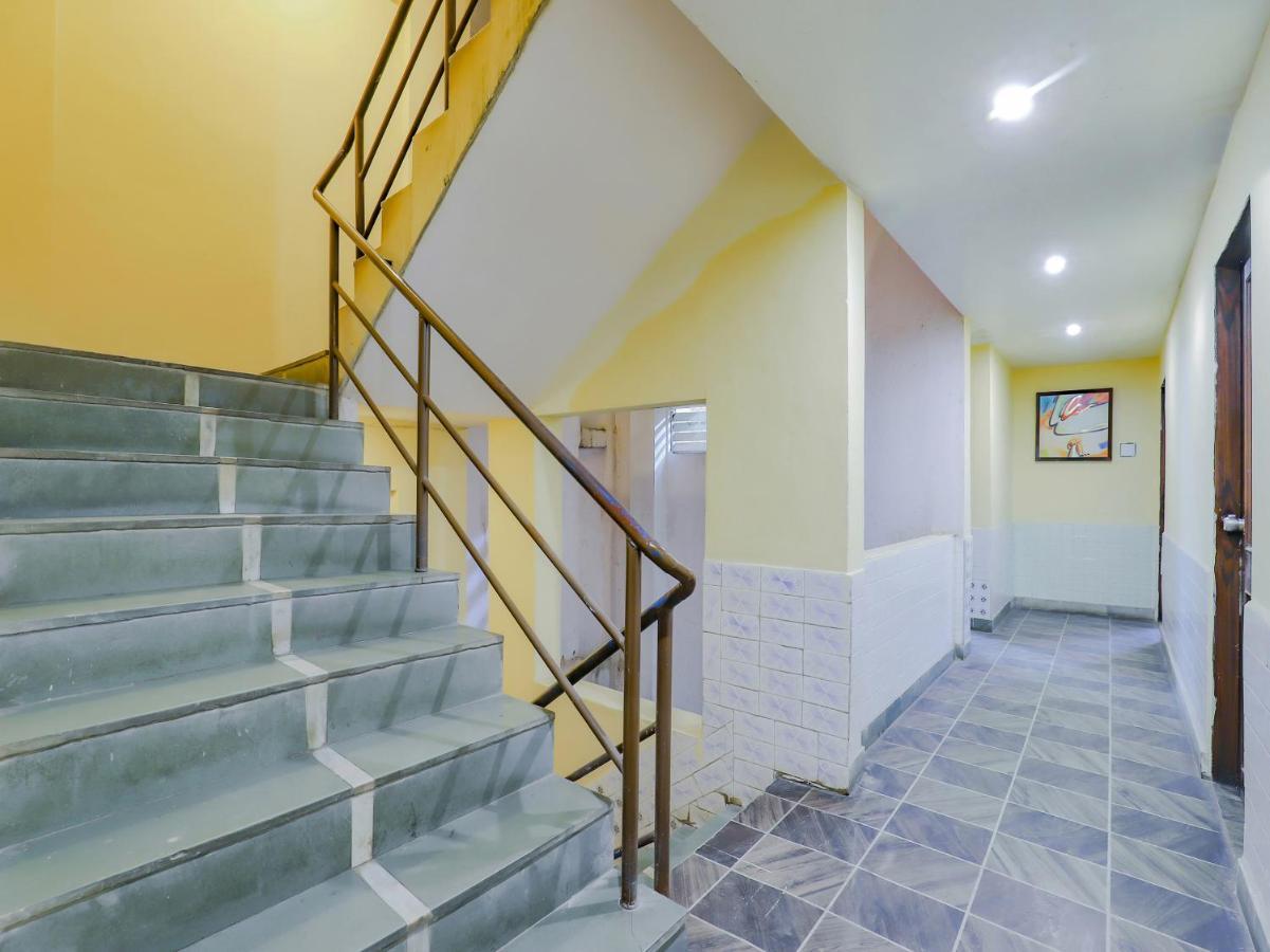 Oyo 80678 Shreenath Residency New Delhi Exteriör bild