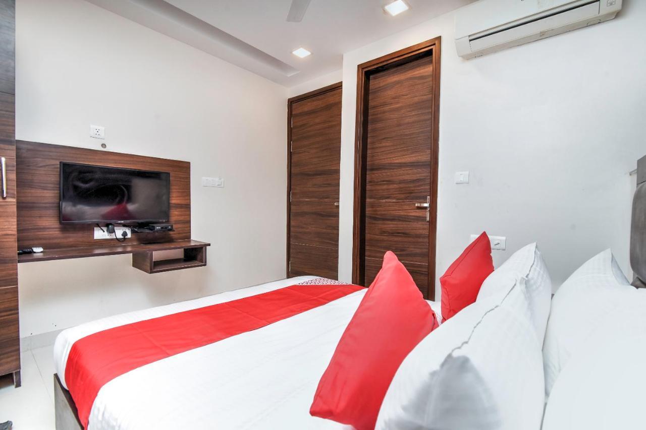 Oyo 80678 Shreenath Residency New Delhi Exteriör bild