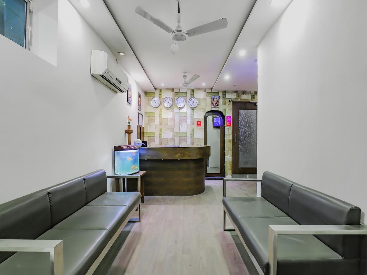 Oyo 80678 Shreenath Residency New Delhi Exteriör bild
